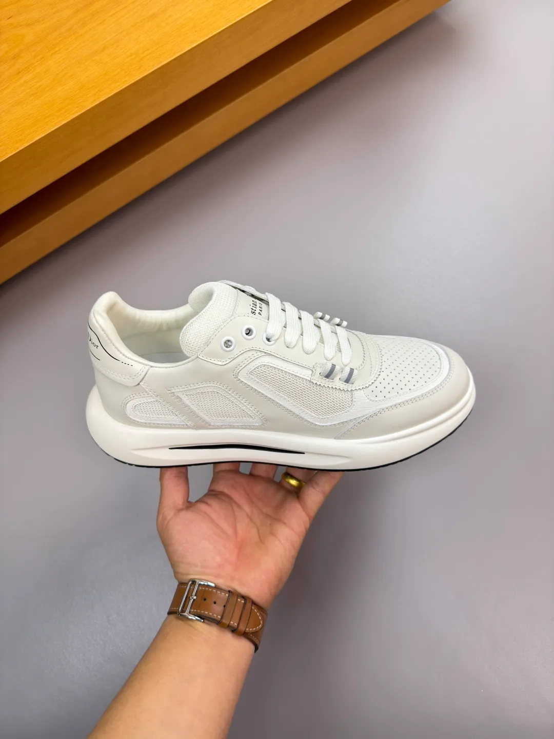 [Dior] Dior P780 men's shoes 💰 - High-end quality original order·Casual sports shoes - Upper: 🔝Nappa calfskin, perforated calfskin, brand high mercerized canvas, tongue. Heel. Silk screen high frequency brand logo - Inner: water-dyed cowhide, foot pad; brand canvas - Outsole: ultra-light TPU. Rubber foam; two-color molded outsole -Ultra-high quality control·Fine workmanship: outstanding (high-end·nobility·grade) -Size: 39-44 (38, 45, can be customized)·DR0181